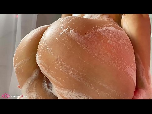 ❤️ Brunette onanerer fitte med vibrator til intens orgasme i dusjen ☑ Jævla video på porno no.dreamlandpassionfever.ru ❌❤